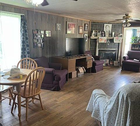 5th image of 8438 State Highway 19