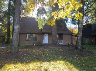 582 NE Jackson Village Loop, Hillsboro, OR