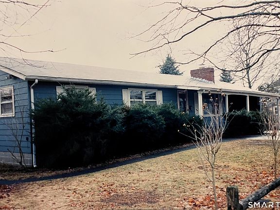 2nd image of 18 Old South Cove Road