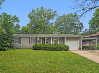 5536 N Highland Ave, Kansas City, MO 64118