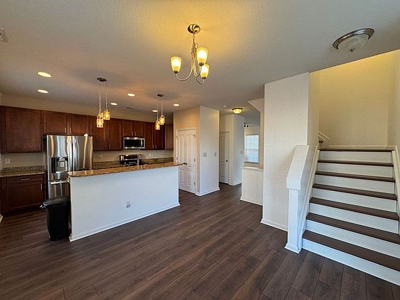 3rd image of 233 Carnelian St