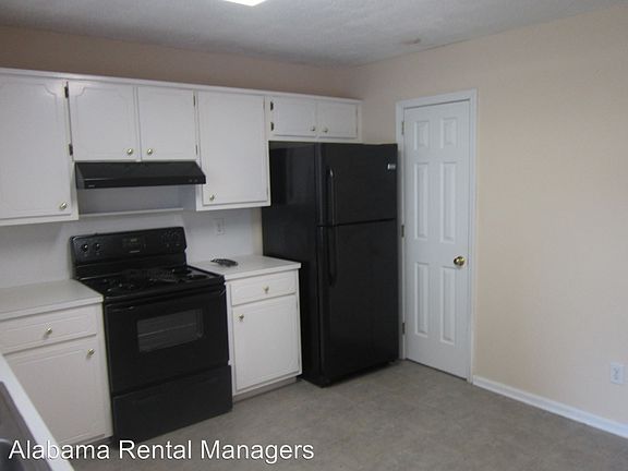 4th image of 4717 Cheshire Cir