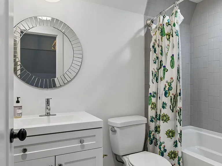 1011 Bate Ave — Photo 37