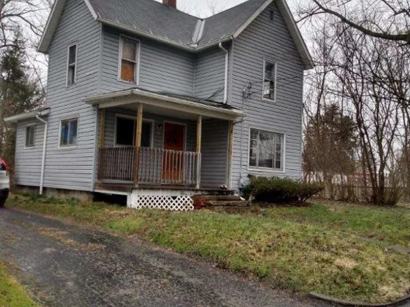 453 Beaver St, Conneaut, OH 44030