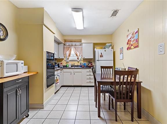 4th image of 616 N Murat St