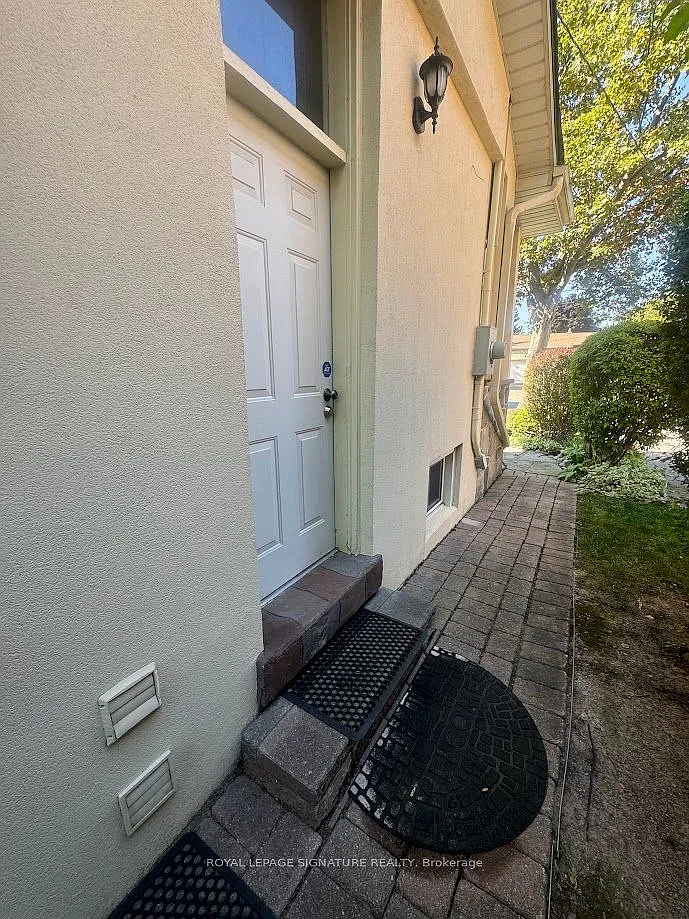 2 bed, $2,200 — Photo 2