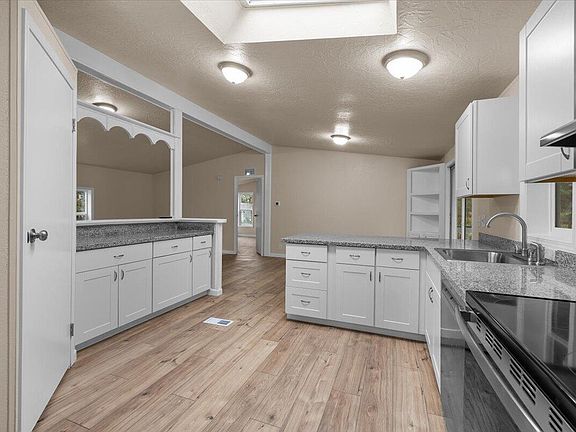 2nd image of 3223 Camp Joy Rd