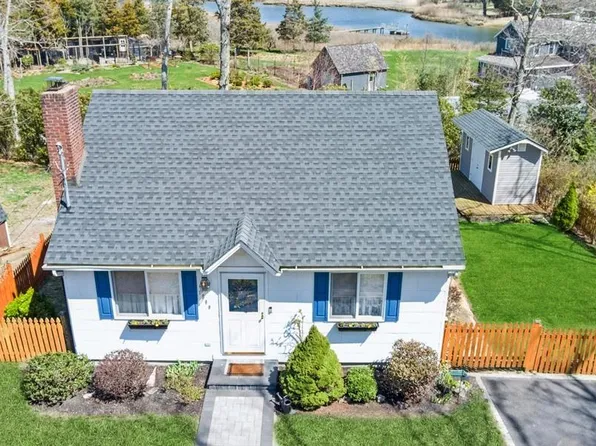1500 Grand Avenue, Mattituck, NY 11952