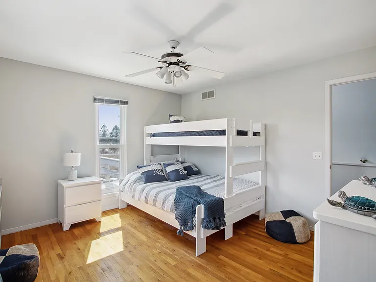 105 Benson Dr — Photo 13