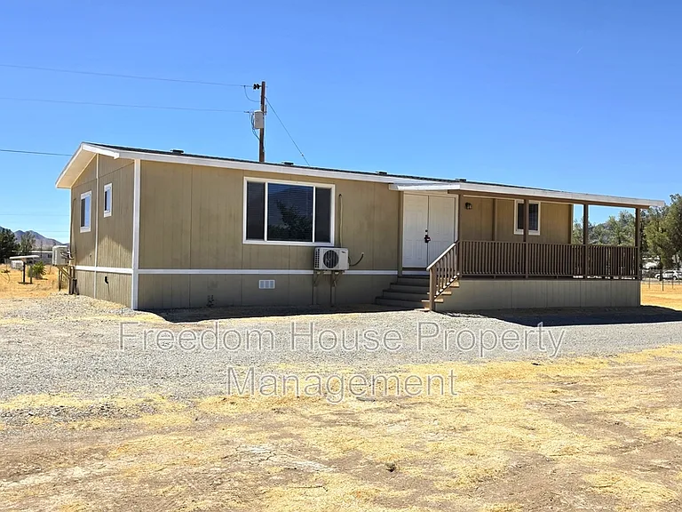 1911 Greta Blvd — Photo 7