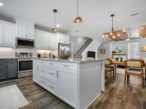 5610 Fletcher Oaks Dr, Tallahassee, FL 32317