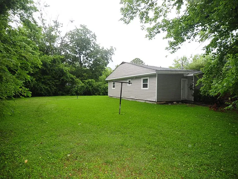 2425 Tuxedo Dr NW — Photo 15