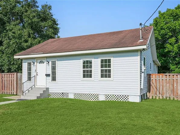 616 Hancock St, Gretna, LA 70053