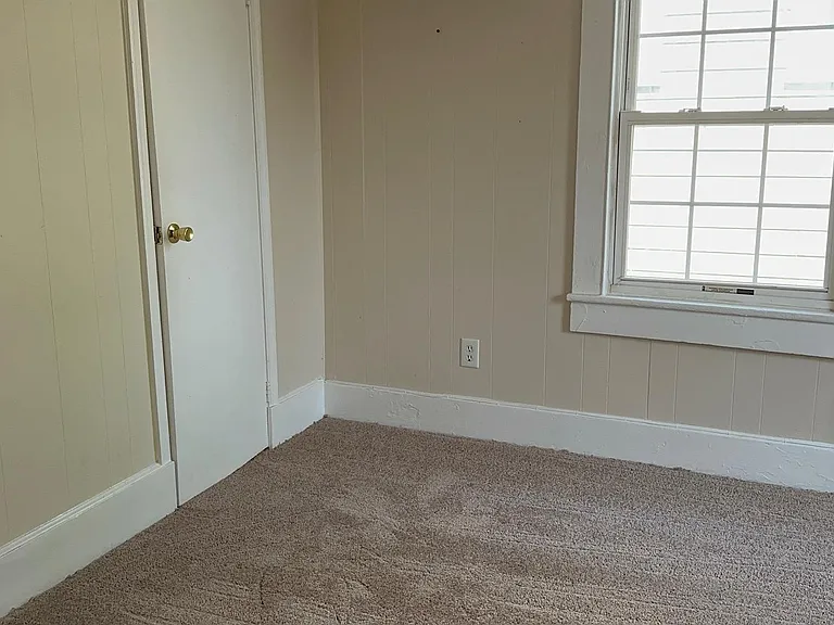 1605 Charles St #B — Photo 10
