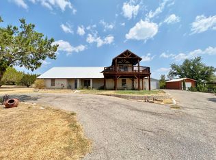 555 Anglers Point, Bluff Dale, TX 76433