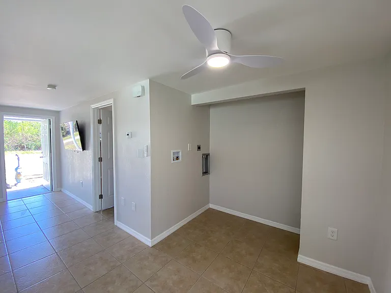 3415 Palm Dr #1 — Photo 22