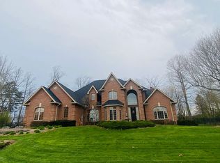 535 Edgewood Rd, Hurricane, WV 25526