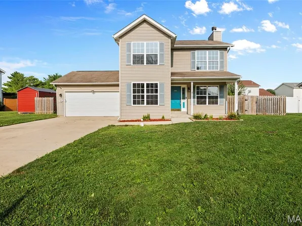 323 Shannon Ln, Belleville, IL 62221