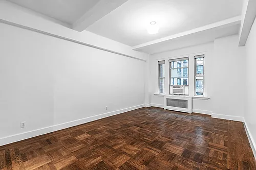 24 5th Ave #1020 Photo 1