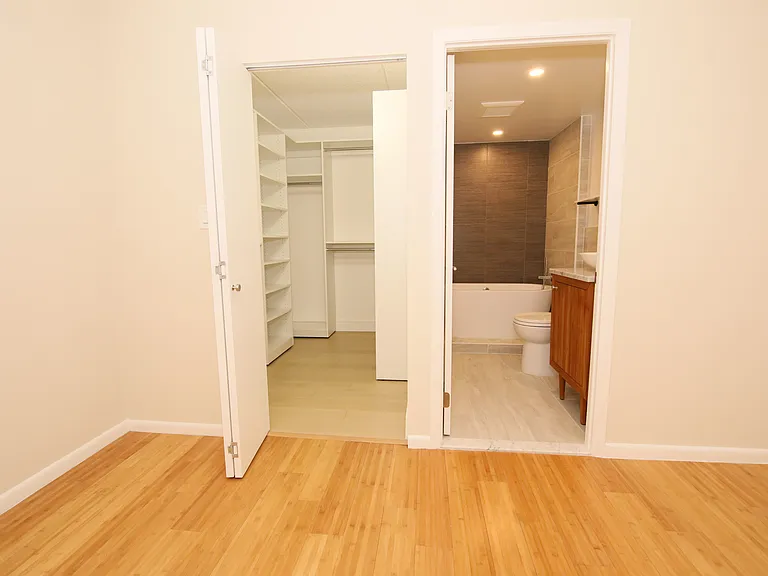 230 W Broadway #307 — Photo 19