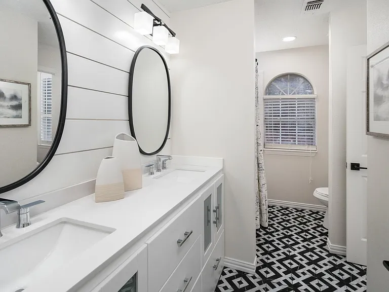 14604 Hemingway Ct — Photo 17