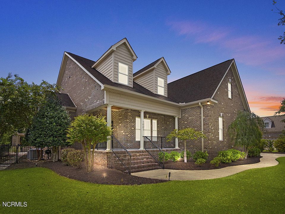 1st image of 1001 Wind Lake Way