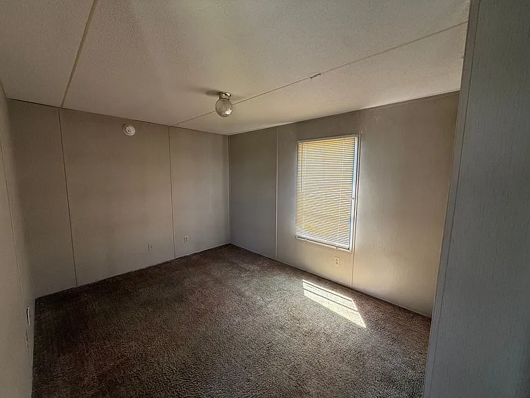 415 Meadowbrook Rd — Photo 11
