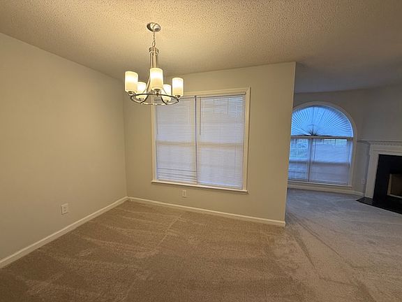 5th image of 5008 Lawndale Dr Unit B