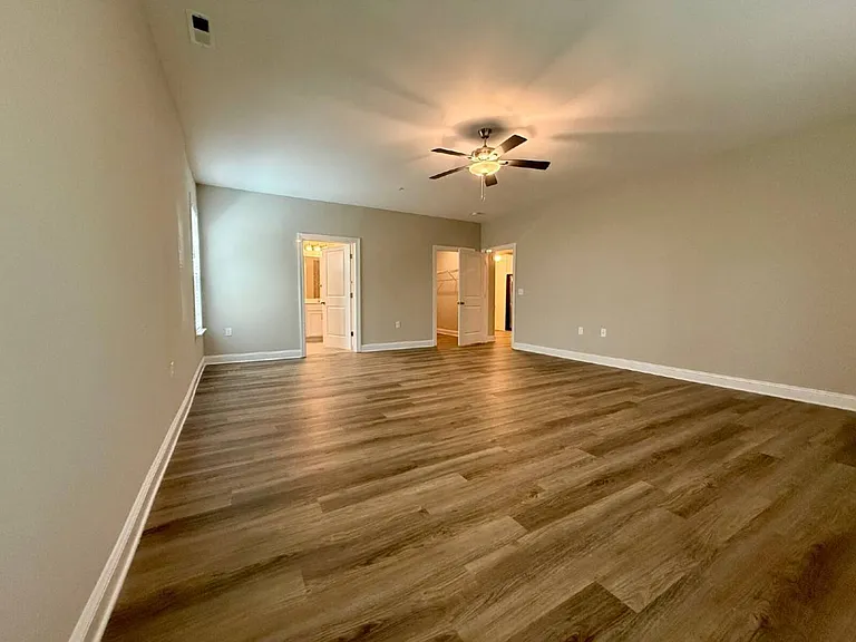 188 Gallery Dr — Photo 9