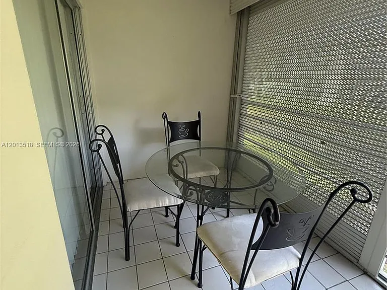 4401 Martinique Ct #B2 — Photo 3