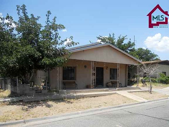 2nd image of 907 Kansas Ave