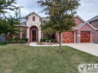 544 Garrett Dr, Fate, TX 75087