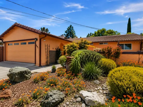 501 7th St, San Juan Bautista, CA 95045