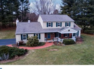 27 Foxview Rd, Honey Brook, PA 19344