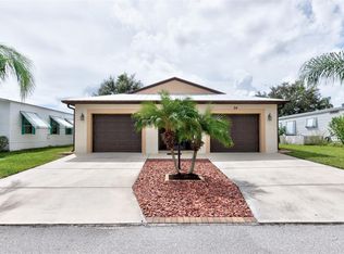 54 Lagos Del Norte, Fort Pierce, FL 34951