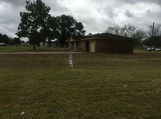 303 3rd St, Hempstead, TX 77445