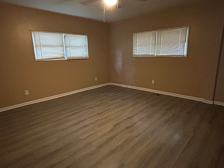 454 Acacia Dr — Photo 9