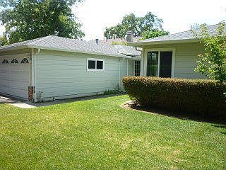 3rd image of 1560 Stockbridge Ave
