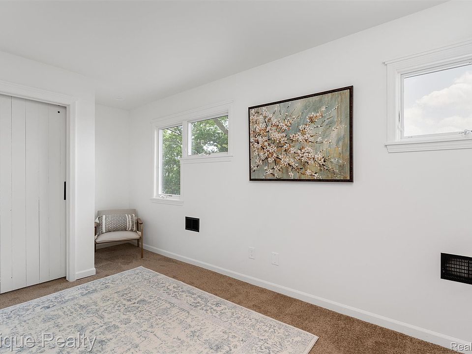 800 Kimberly, photo 13