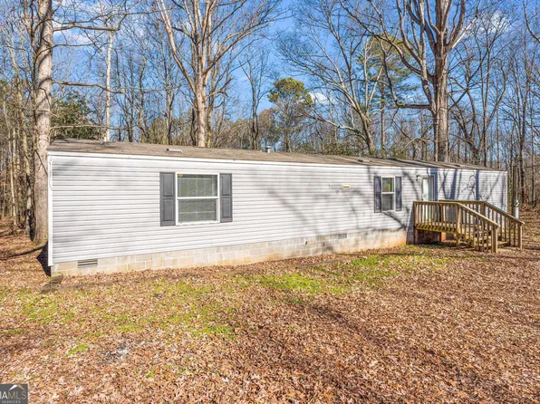904 Short Seagraves Rd, Commerce, GA 30530