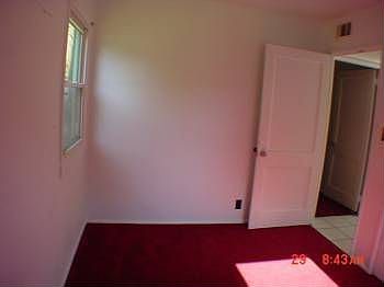 4th image of 3715 Swede Ave