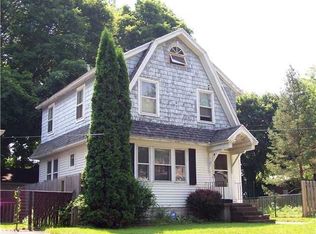 102 Cummings St, Rochester, NY 14609