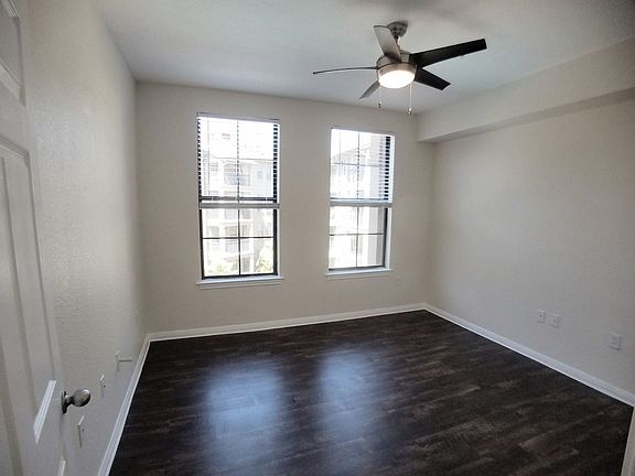 2nd image of 911 N Orange Ave APT 436