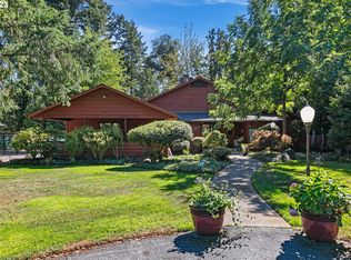 1515 W Main St, Cottage Grove, OR 97424