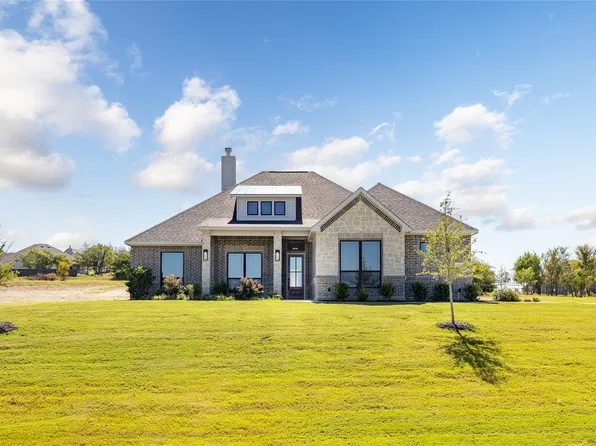 104 Oak Meadow Ln, Weatherford, TX 76085