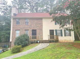 1050 Dassow Ct, Roswell, GA 30009