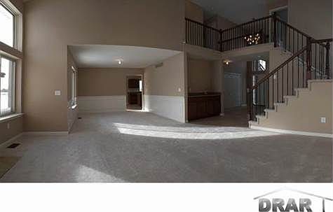 3rd image of 54595 Villagewood Dr