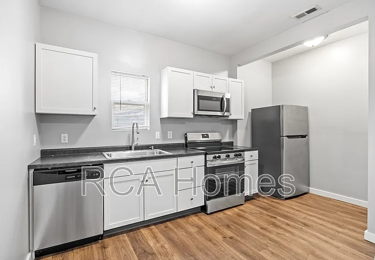 3519 Balsam Ave #7 — Photo 1