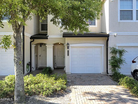 2nd image of 11287 ESTANCIA VILLA Circle #1205