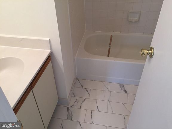 5th image of 12214 Grassy Hill Ct